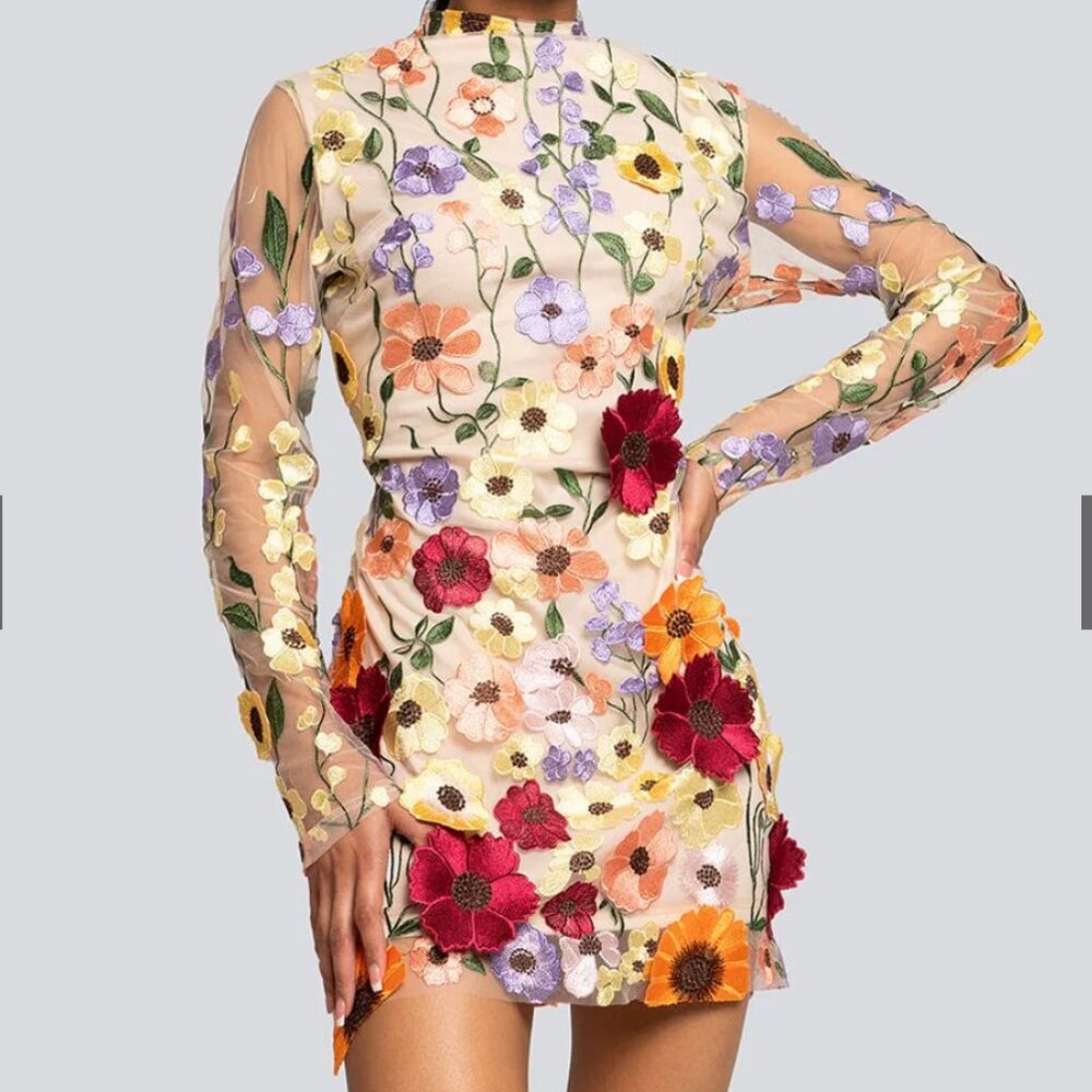 GLORY CONNECTION FLORAL APPLIQUE 3D DRESS MEDIUM